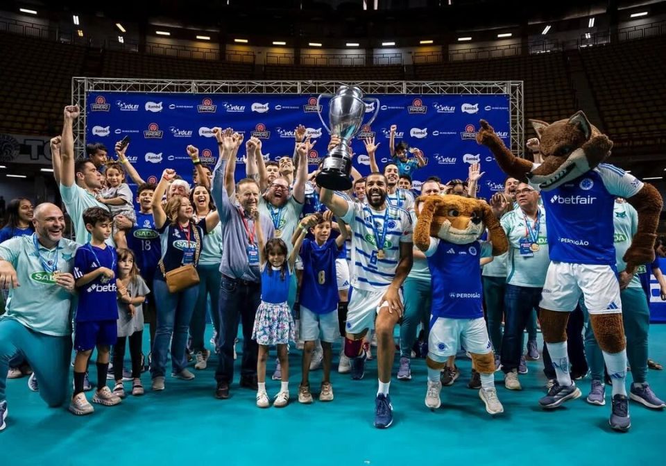 成功俱乐部, ORXTx, 巩固了巴西 成功俱乐部, ORXTx, 巩固了巴西