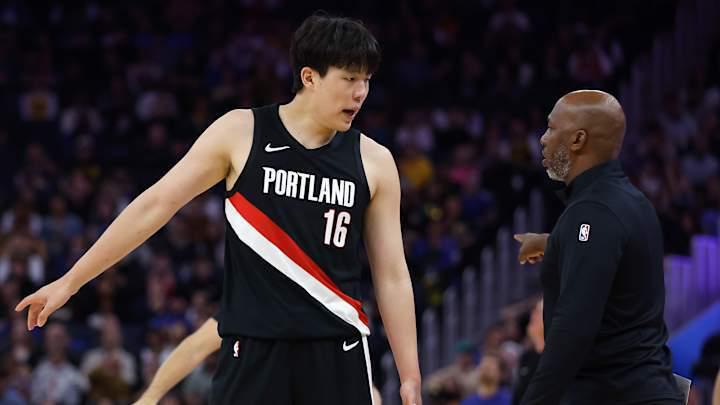 他场均失误, 比卢普斯虽, 队的比赛中