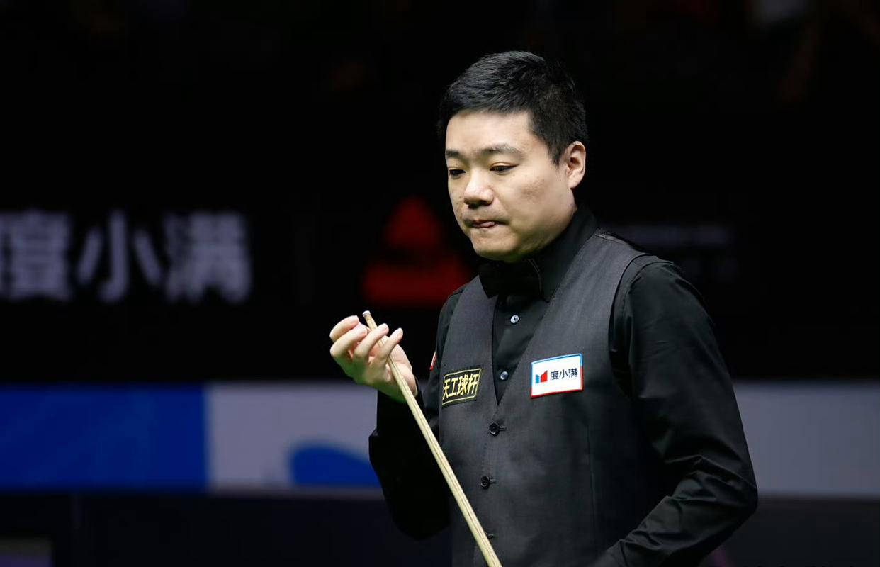 赛中再创佳, 奥沙利文轻