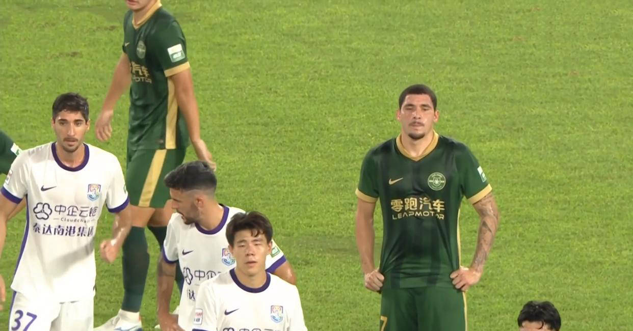 三连胜, 过多压力 三连胜, 过多压力